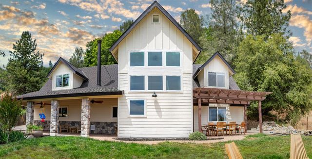 3554 Braden Rd, Camino, CA 95709