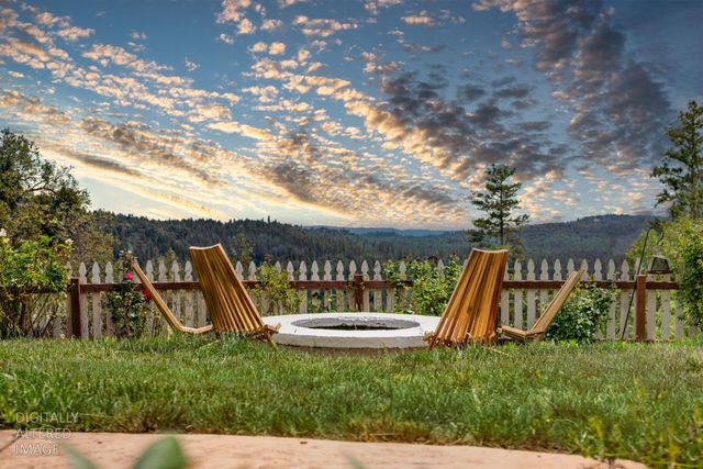 3554 Braden Rd, Camino, CA 95709