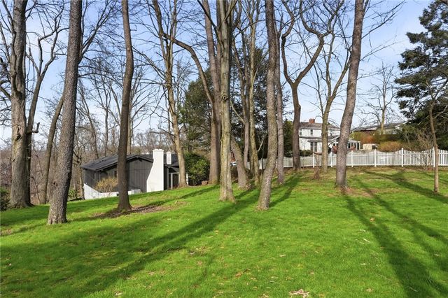 125 N Heide, Peters Twp, PA 15317