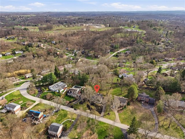 125 N Heide, Peters Twp, PA 15317