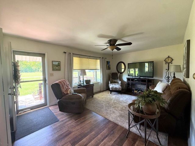 2083 Carrier Drive, Genesee Twp, MI 48458