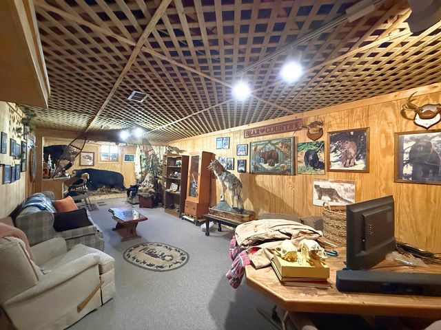 2083 Carrier Drive, Genesee Twp, MI 48458