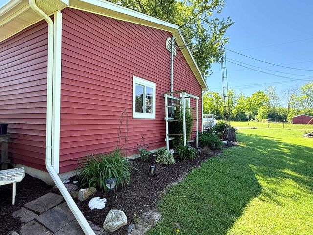 2083 Carrier Drive, Genesee Twp, MI 48458