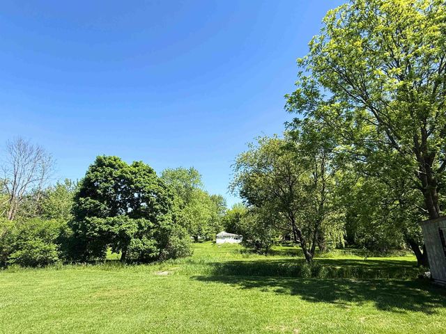 2083 Carrier Drive, Genesee Twp, MI 48458