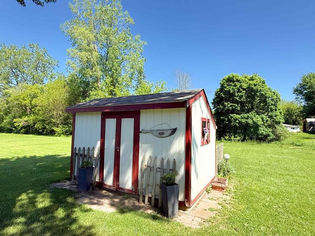 2083 Carrier Drive, Genesee Twp, MI 48458