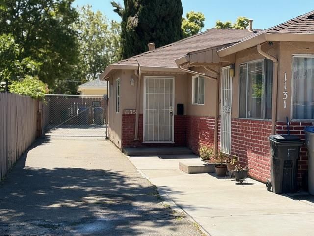 1131, 1135 S 10th Street, San Jose, CA 95112