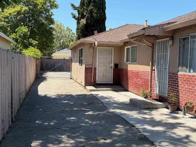 1131, 1135 S 10th Street, San Jose, CA 95112