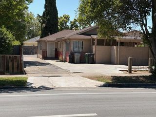 1131, 1135 S 10th Street, San Jose, CA 95112