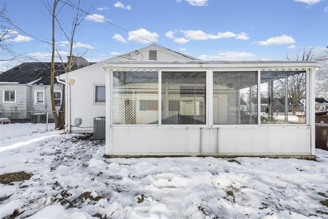 34084 Currier Street, Wayne, MI 48184