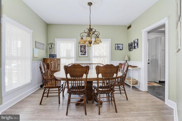 225-227 WINDSOR, Cape May, NJ 08204