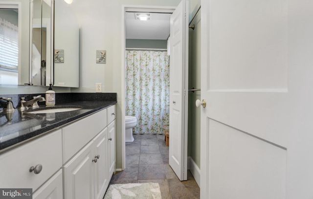 225-227 WINDSOR, Cape May, NJ 08204