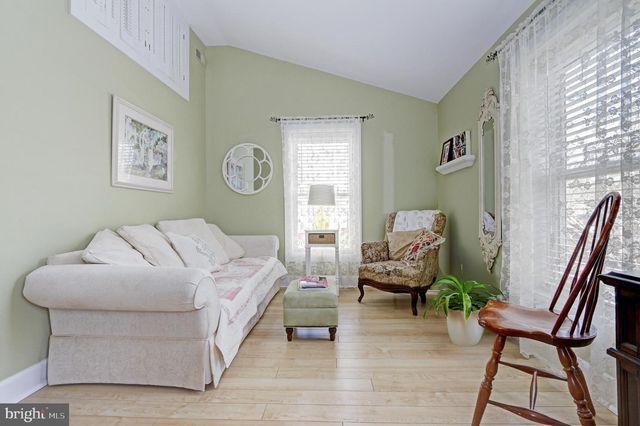 225-227 WINDSOR, Cape May, NJ 08204