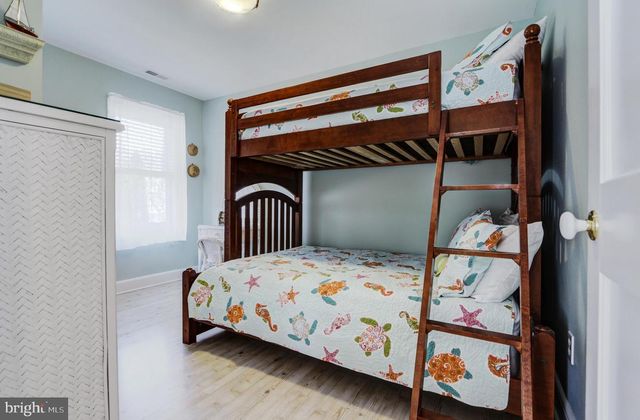 225-227 WINDSOR, Cape May, NJ 08204