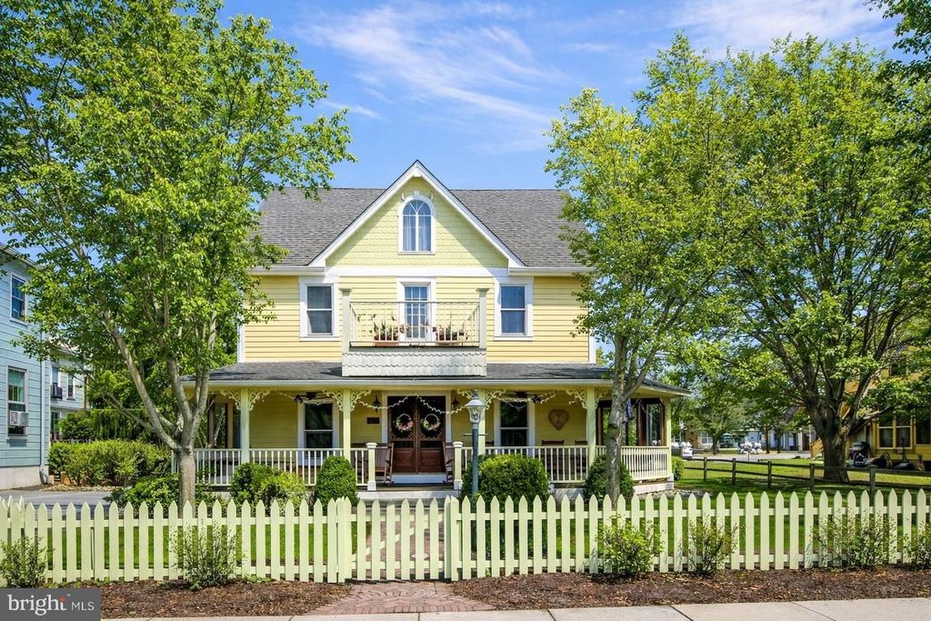 225-227 WINDSOR, Cape May, NJ 08204