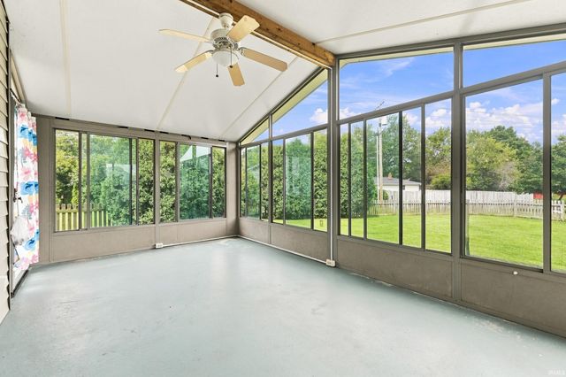 1310 Canal Ridge Drive, New Haven, IN 46774