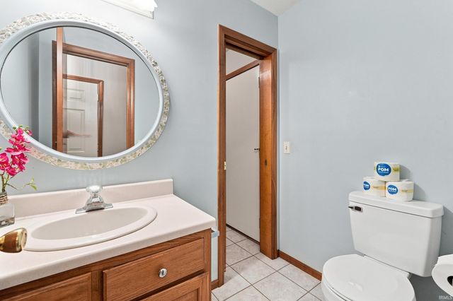 1310 Canal Ridge Drive, New Haven, IN 46774