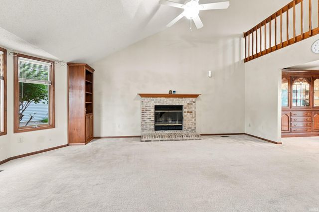 1310 Canal Ridge Drive, New Haven, IN 46774