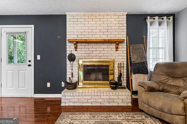 1458 Whispering Pines Drive, Toccoa, GA 30577