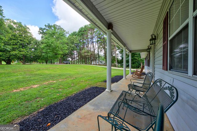 1458 Whispering Pines Drive, Toccoa, GA 30577