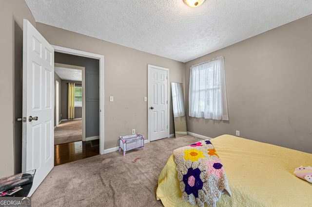 1458 Whispering Pines Drive, Toccoa, GA 30577
