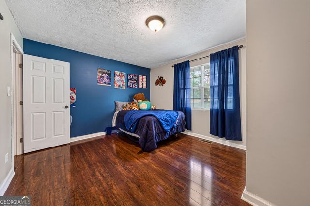 1458 Whispering Pines Drive, Toccoa, GA 30577