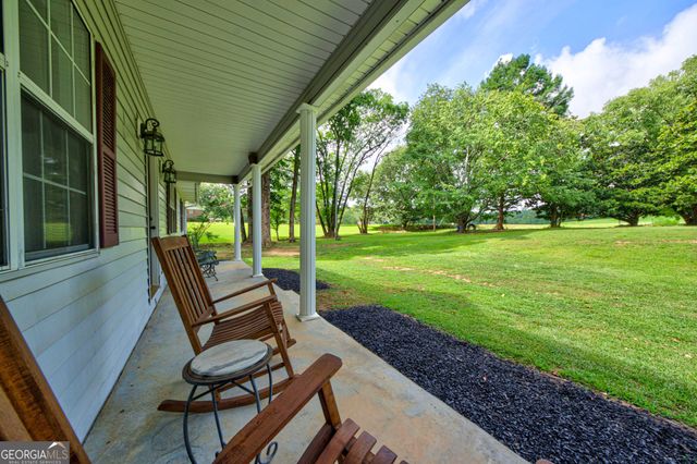 1458 Whispering Pines Drive, Toccoa, GA 30577