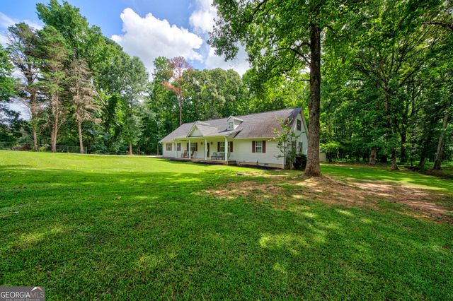 1458 Whispering Pines Drive, Toccoa, GA 30577