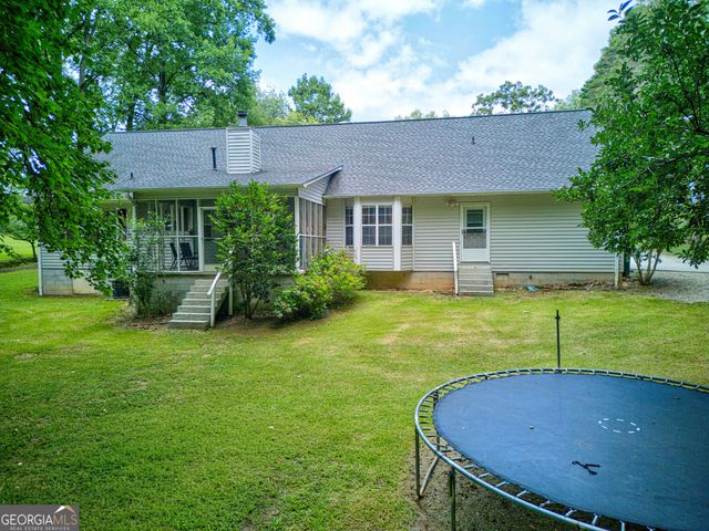 1458 Whispering Pines Drive, Toccoa, GA 30577