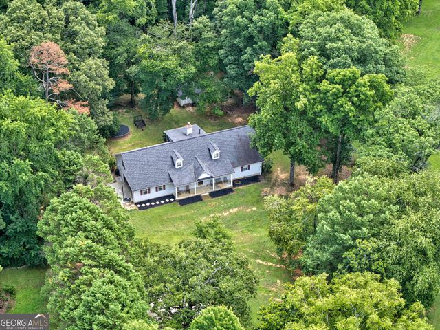 1458 Whispering Pines Drive, Toccoa, GA 30577
