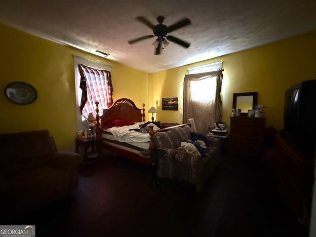 115 S Thomas St, Elberton, GA 30635