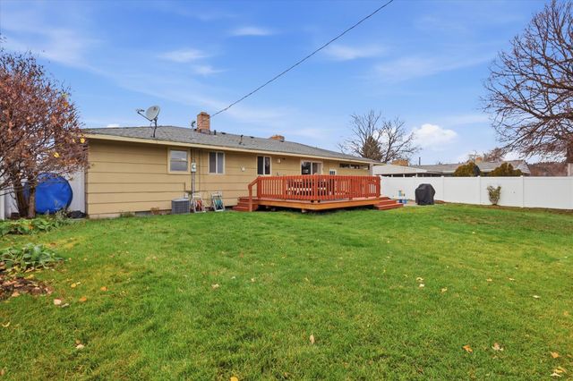 5820 N Ash St, Spokane, WA 99205