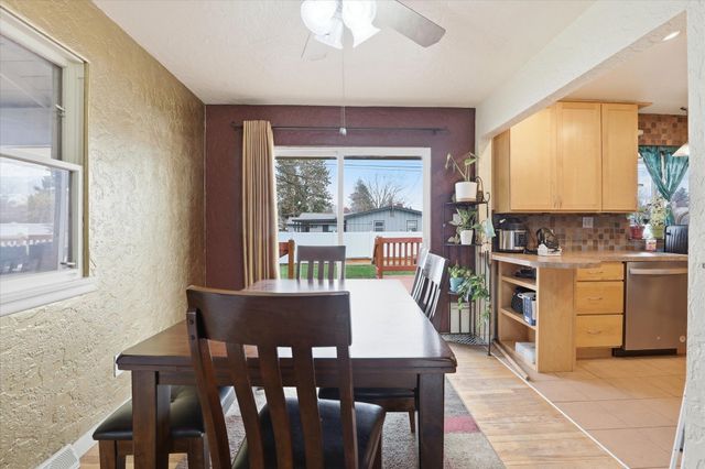 5820 N Ash St, Spokane, WA 99205