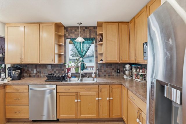 5820 N Ash St, Spokane, WA 99205