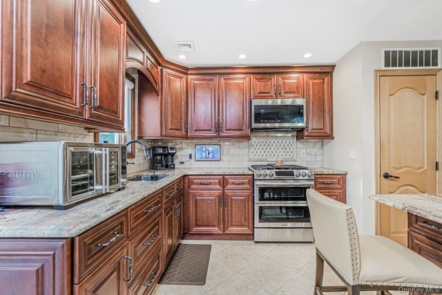 2248 E 70th Street, Brooklyn, NY 11234