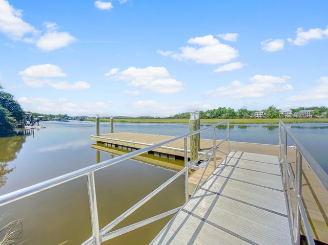 2600 John Boone Court, Mount Pleasant, SC 29466