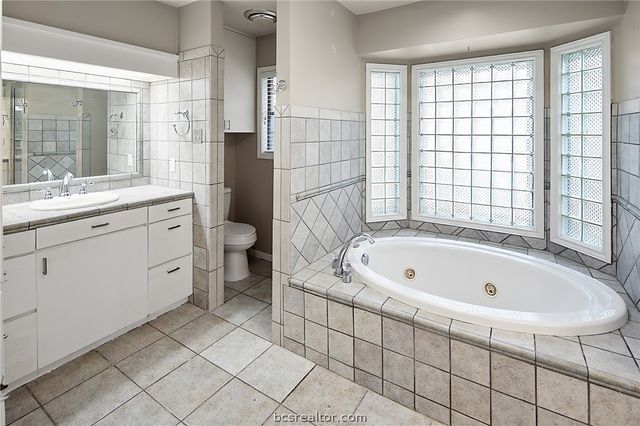 2301 East Briargate Drive, Bryan, TX 77802