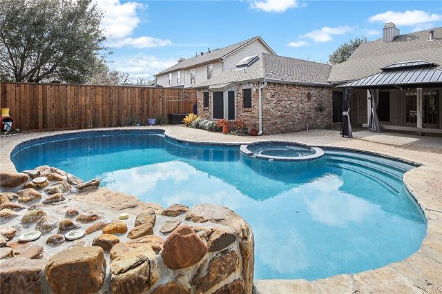 2301 East Briargate Drive, Bryan, TX 77802