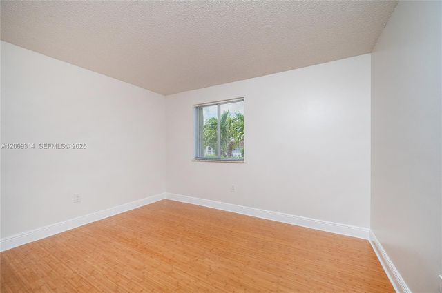 13753 SW 160th Ter, Miami, FL 33177