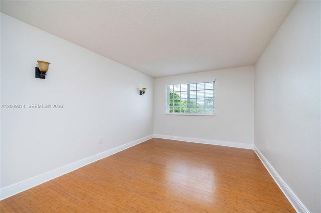 13753 SW 160th Ter, Miami, FL 33177