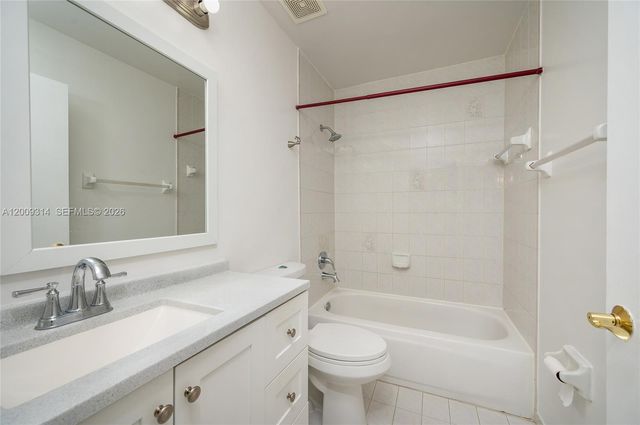 13753 SW 160th Ter, Miami, FL 33177