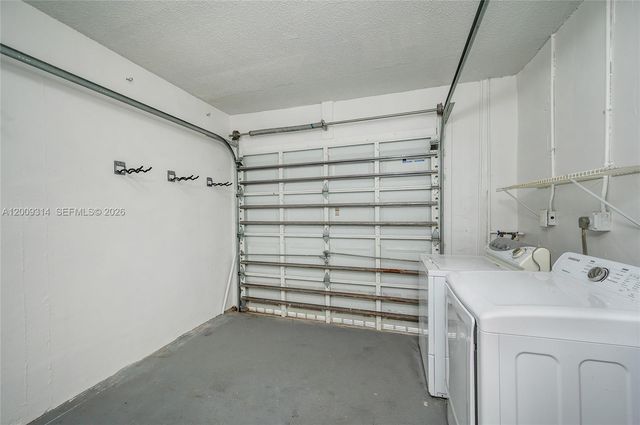 13753 SW 160th Ter, Miami, FL 33177