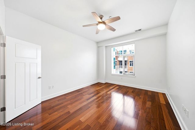 324 E Main St 405, Louisville, KY 40202