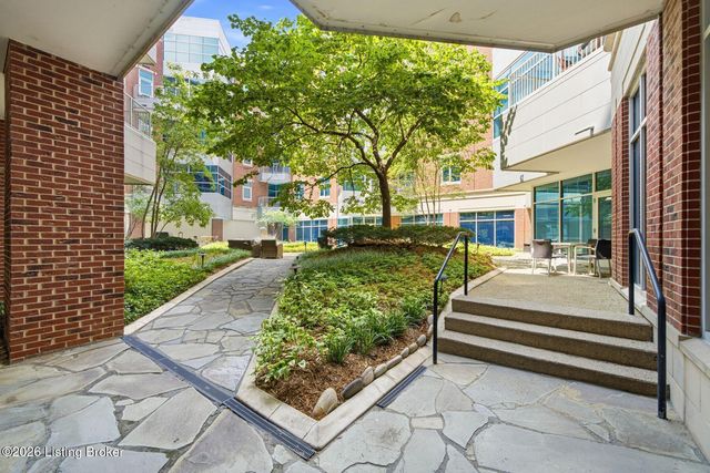 324 E Main St 405, Louisville, KY 40202