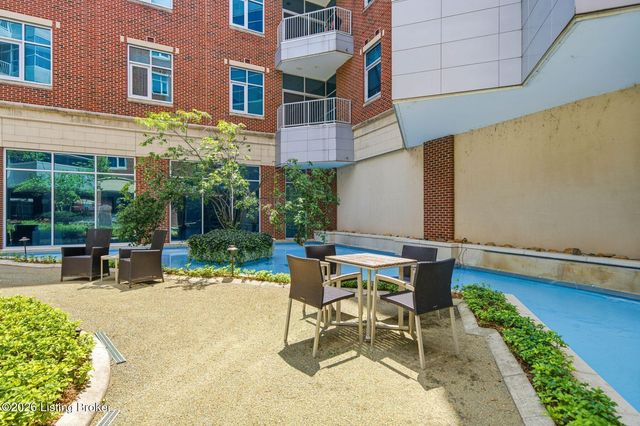 324 E Main St 405, Louisville, KY 40202