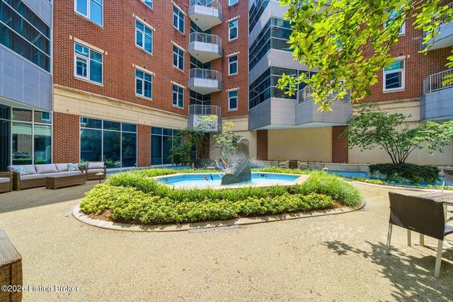 324 E Main St 405, Louisville, KY 40202