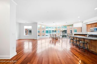324 E Main St 405, Louisville, KY 40202