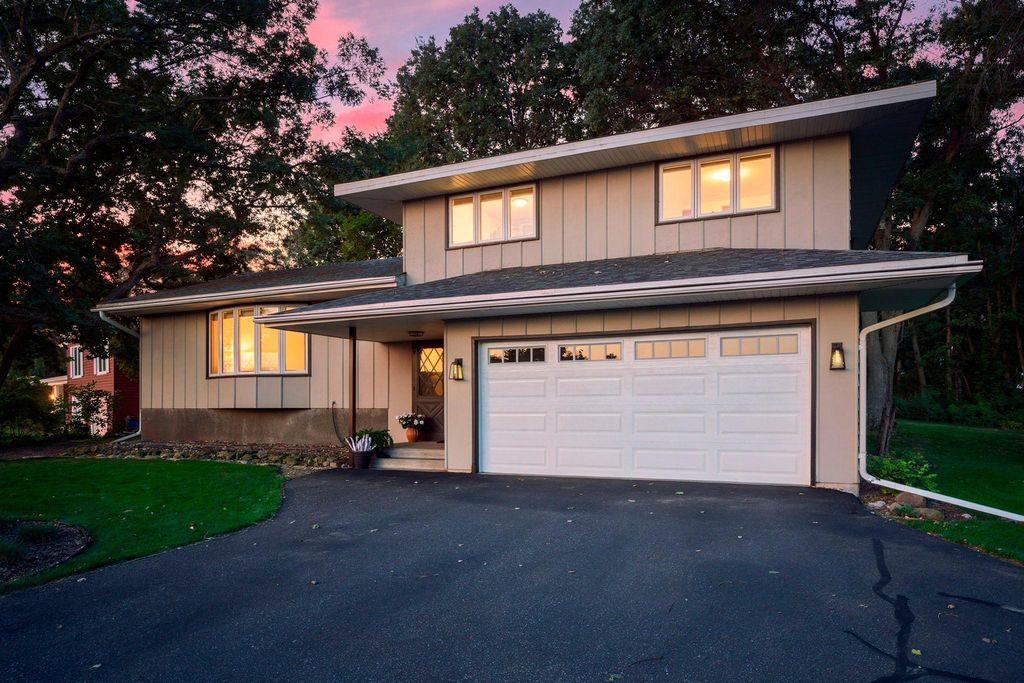 61 Flandrau Place, Saint Paul, MN 55106 — exterior