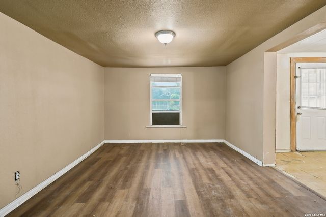 1401 Santa Barbara, San Antonio, TX 78201