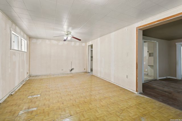 1401 Santa Barbara, San Antonio, TX 78201