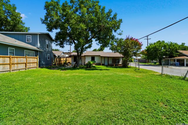 1401 Santa Barbara, San Antonio, TX 78201